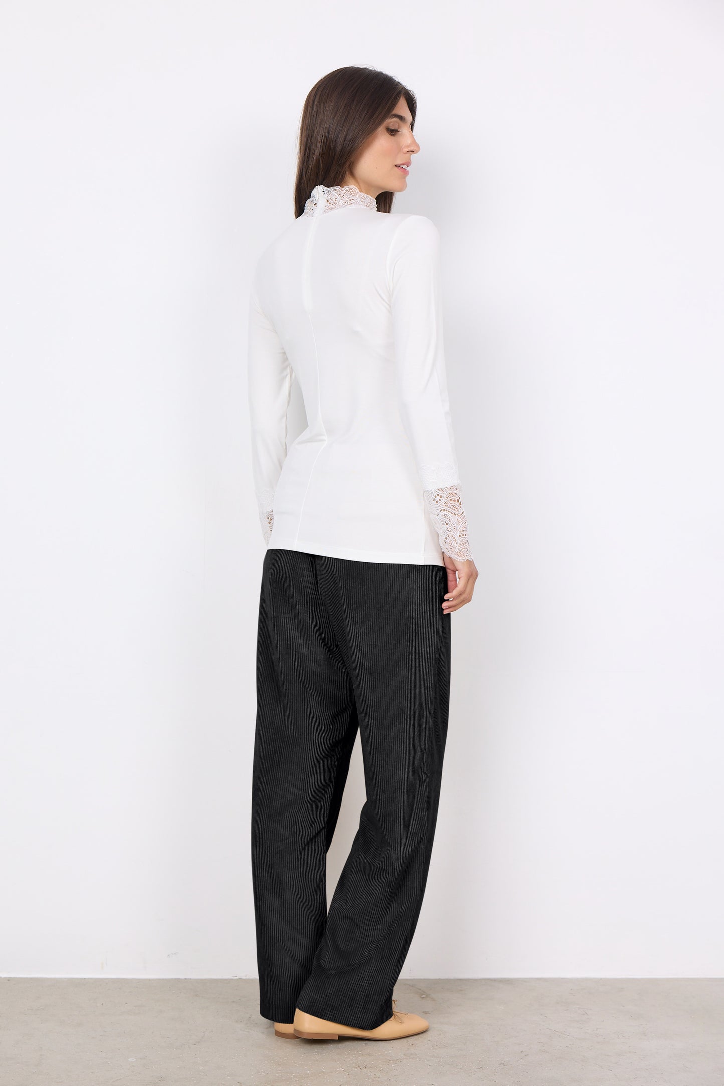 SOYA CONCEPT Marica 20 Off White V Neck Lace Longsleeve Top