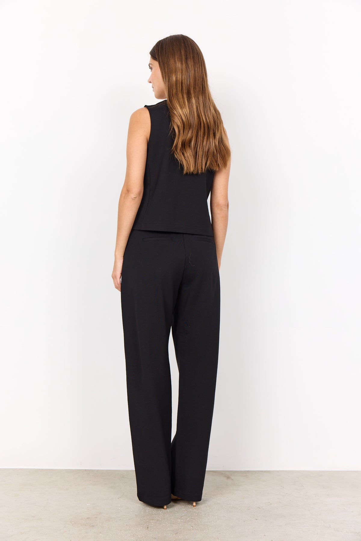 SOYA CONCEPT Nanni Gilet sans manches noir boutonné
