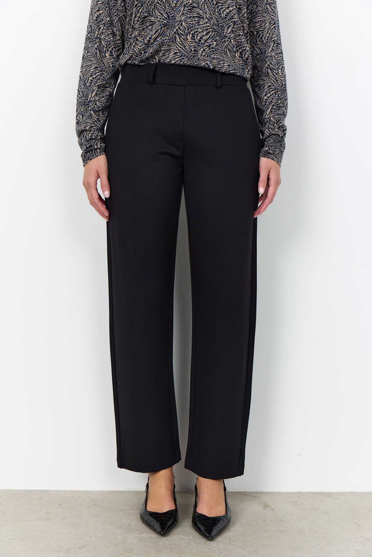 SOYA CONCEPT NANNI Pantalon droit noir