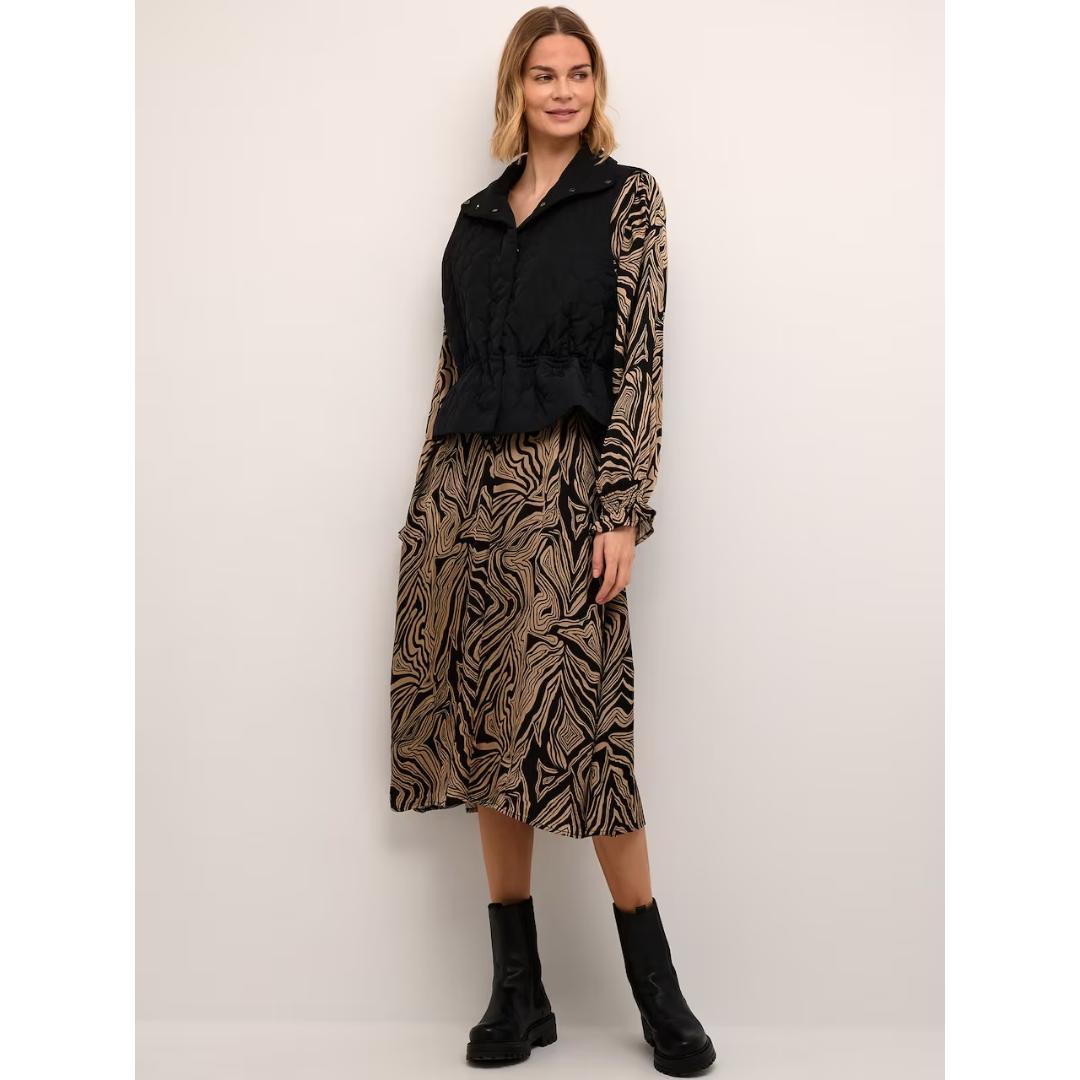 CULTURE Black Donia Light Quilted Vest