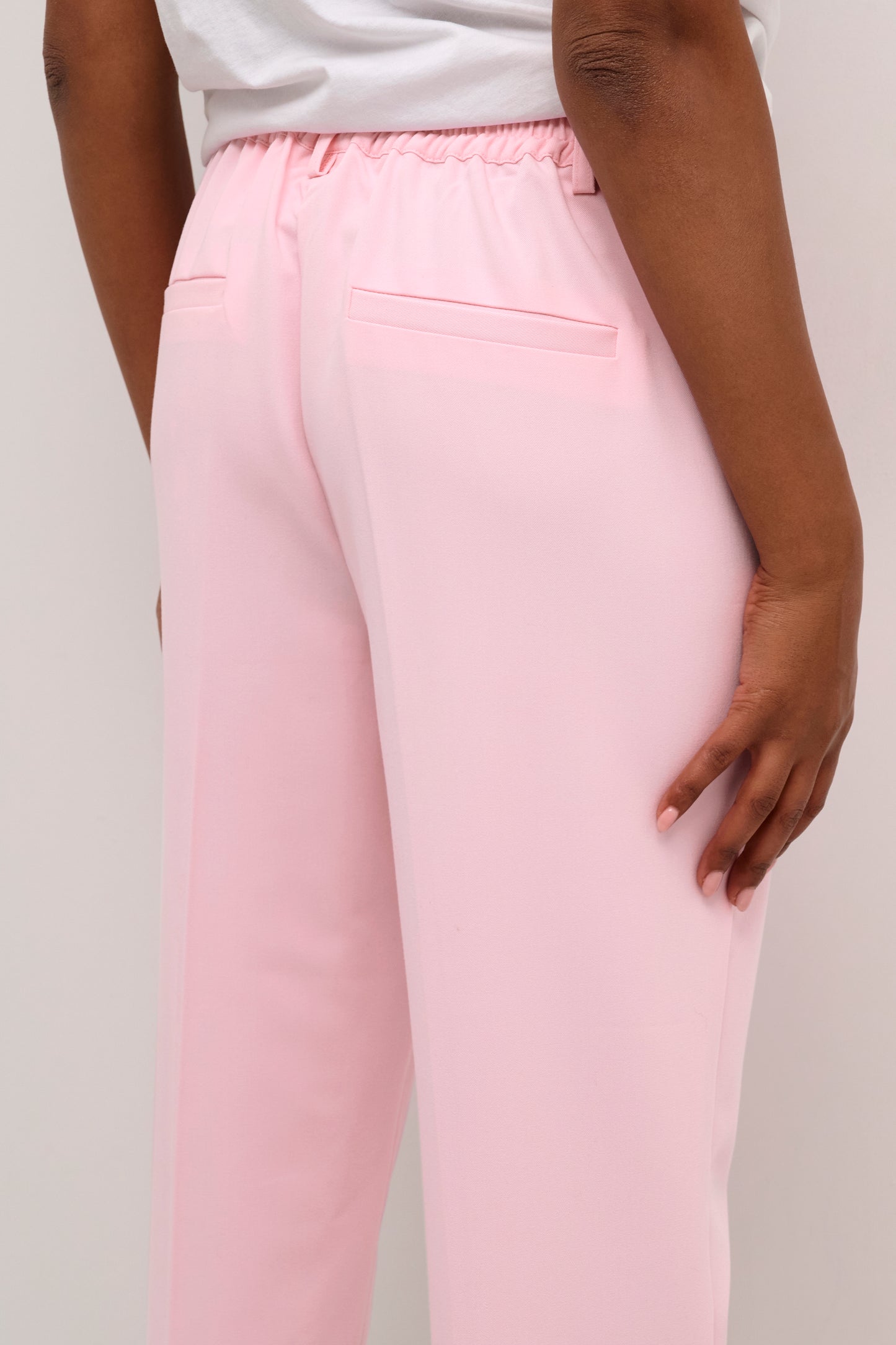 KAFFE SAKURA Pastel Pink High-Waisted Cropped Trousers