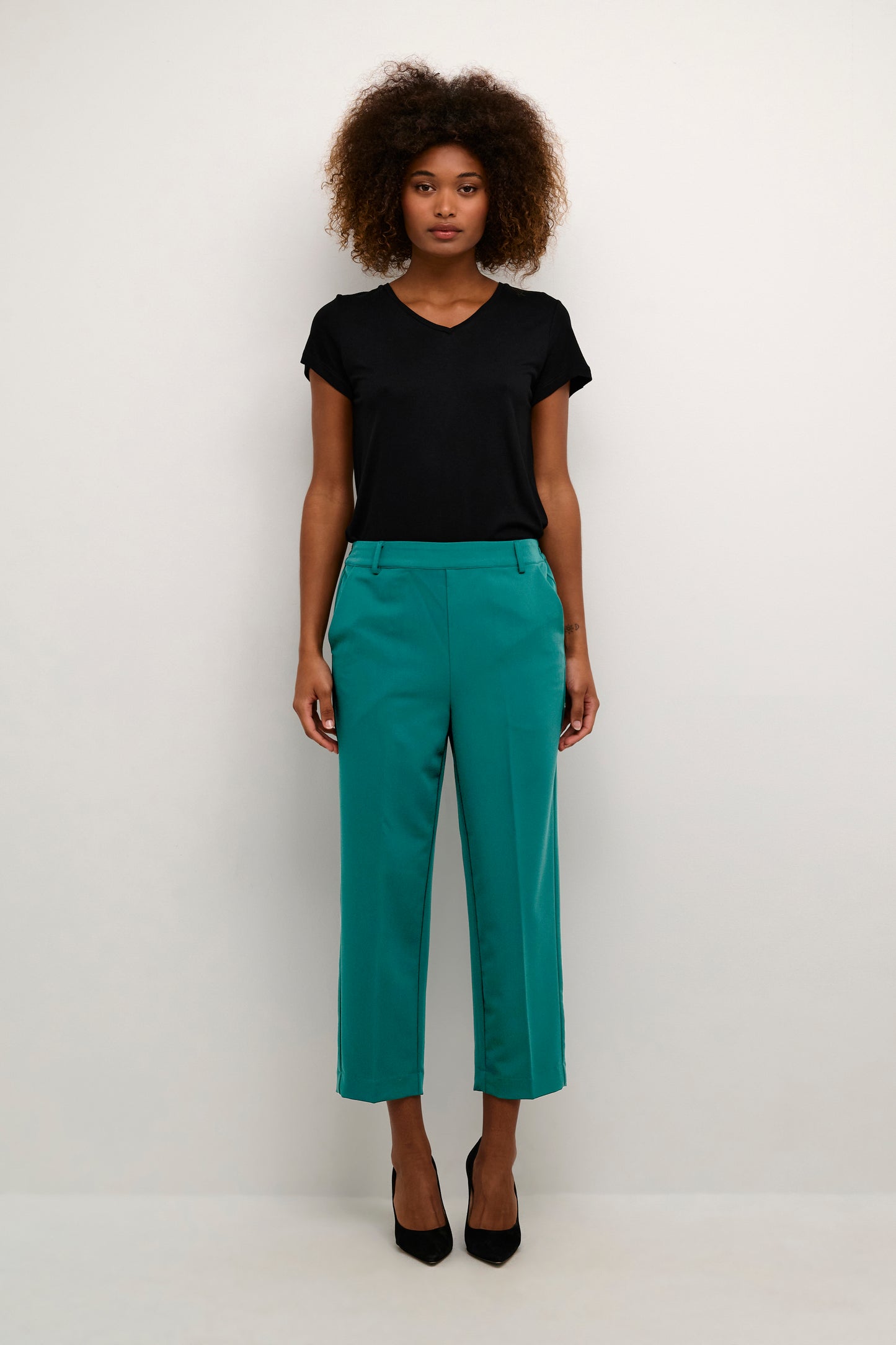 KAFFE SAKURA Aventurine High-Waisted Cropped Trousers