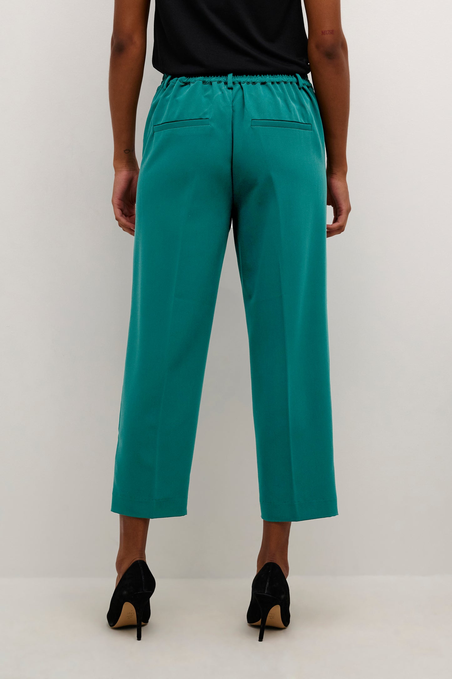 KAFFE SAKURA Aventurine High-Waisted Cropped Trousers