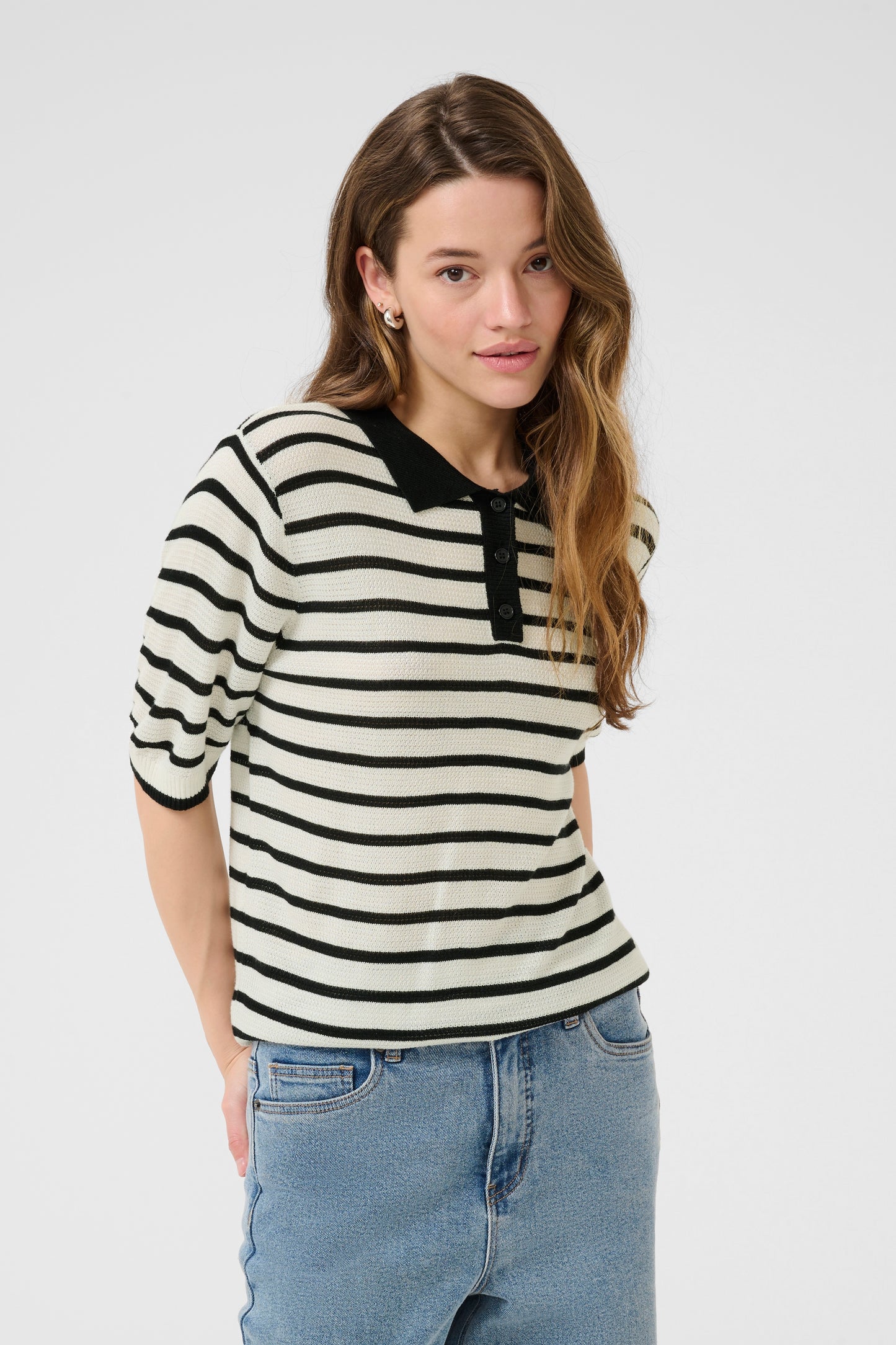 KAFFE LHENIA Two-Tone Cream & Black Knit Polo