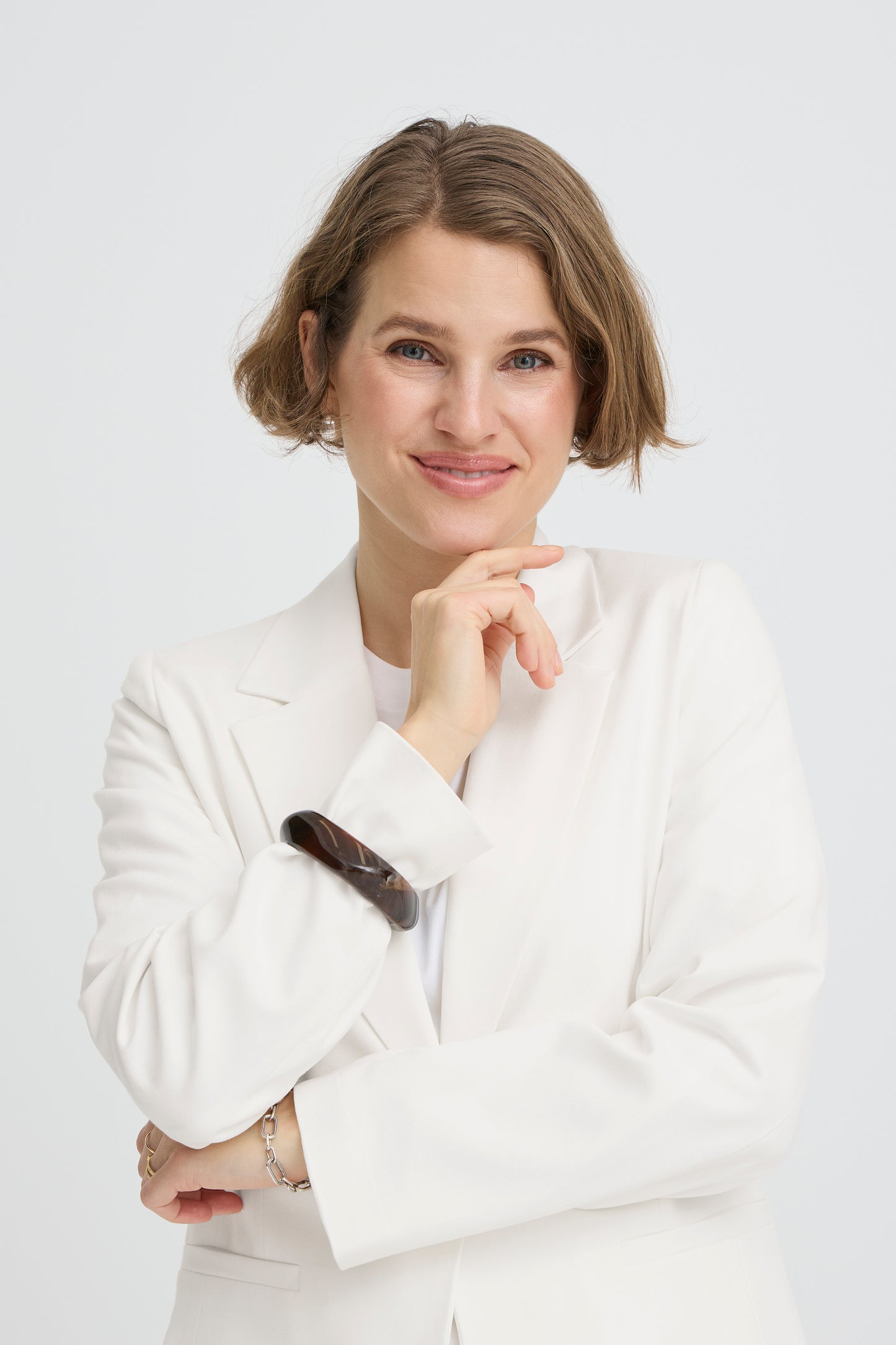 B.YOUNG LEIGHTON Cloud Dancer White Blazer – Tailored Statement Single-Button Jacket