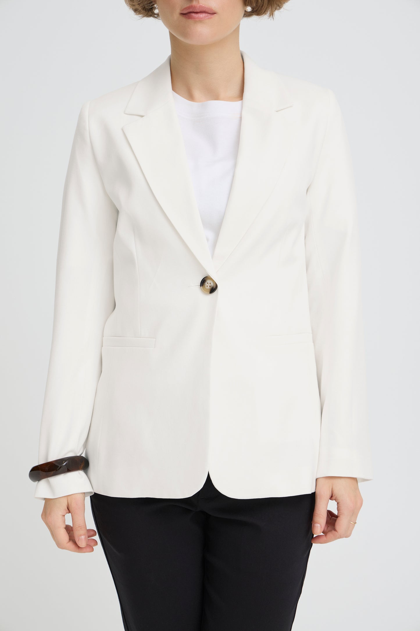 B.YOUNG LEIGHTON Cloud Dancer White Blazer – Tailored Statement Single-Button Jacket