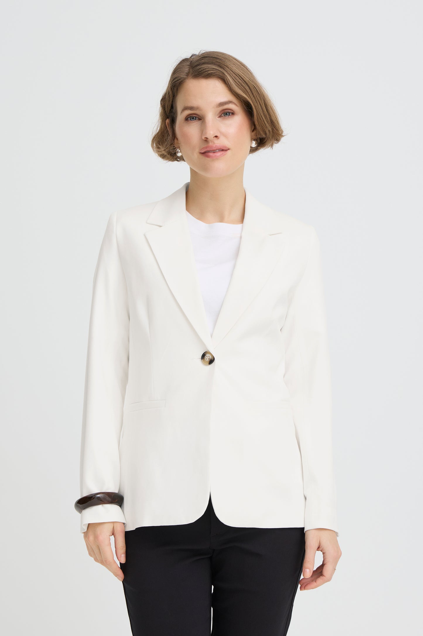 B.YOUNG LEIGHTON Cloud Dancer White Blazer – Tailored Statement Single-Button Jacket