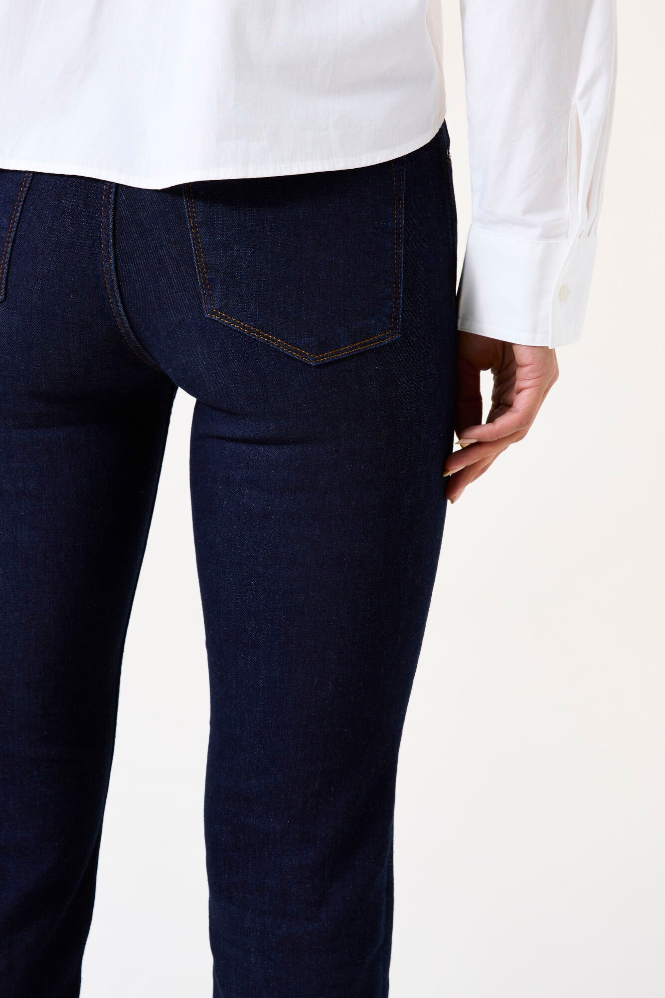 GARCIA CELIA FIT Rinsed Denim Jeans