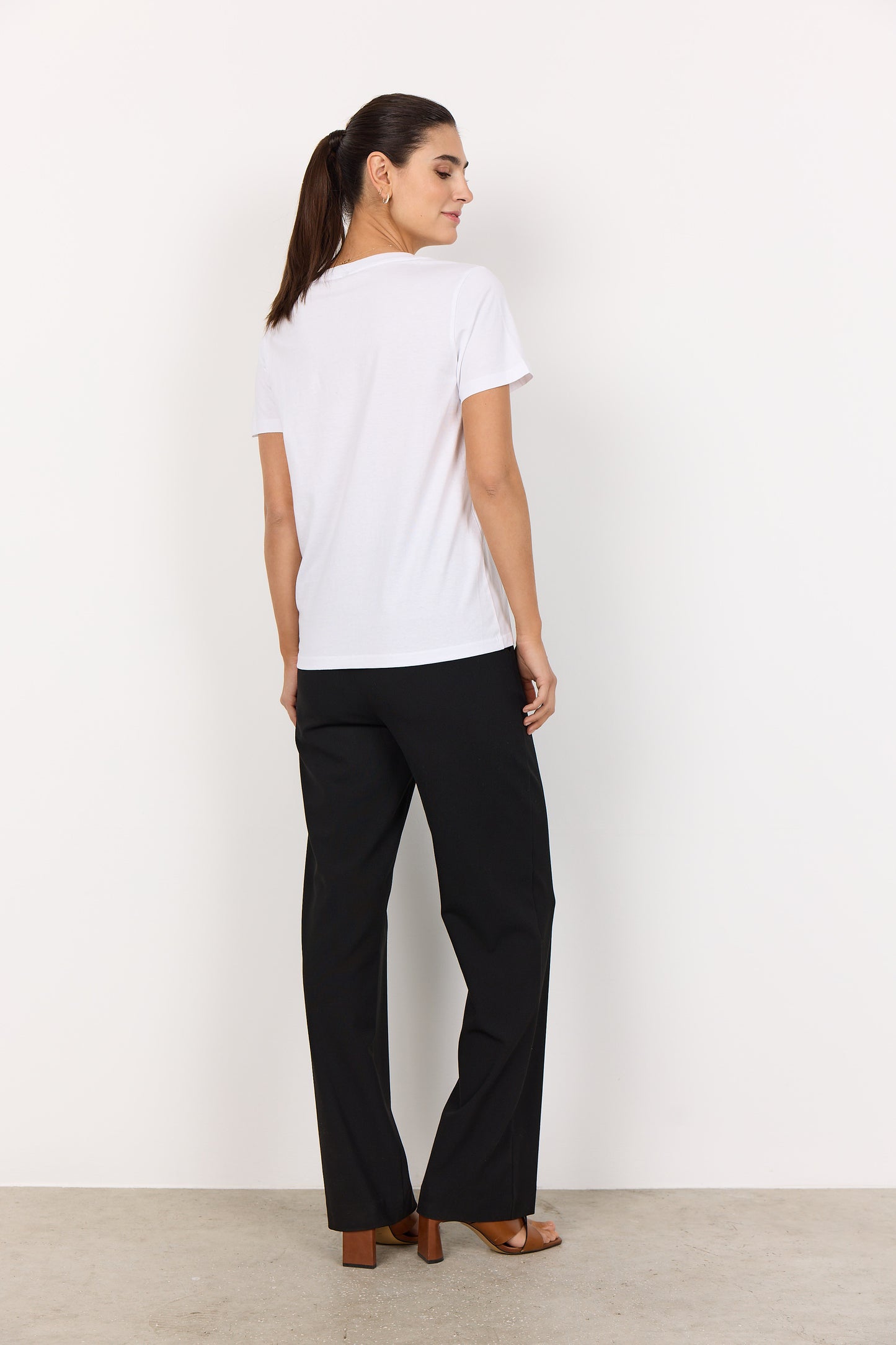 SOYA CONCEPT Derby Crisp White 100% Organic Cotton V Neck T-Shirt