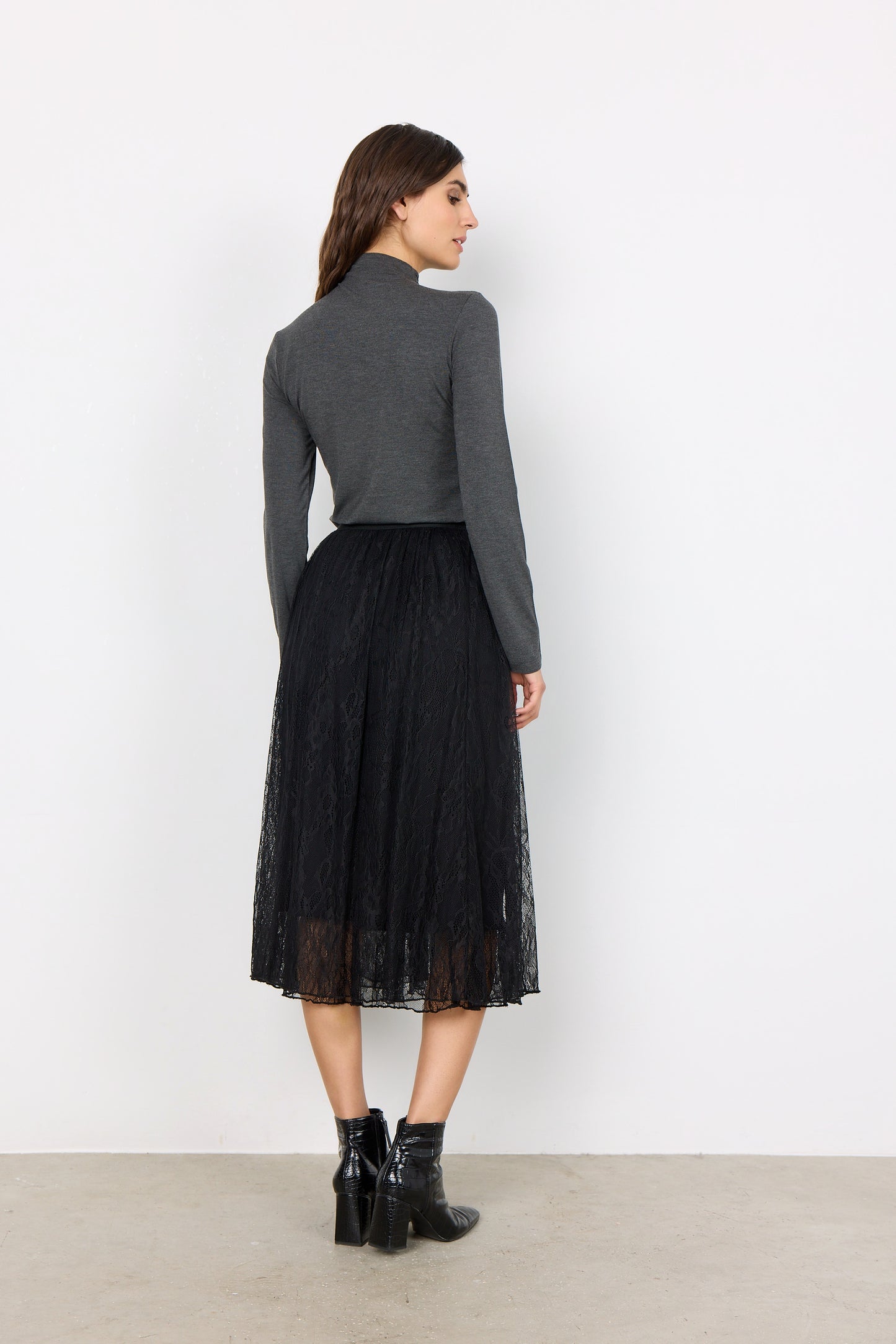 SOYA CONCEPT VELIDA Black Lace Skirt