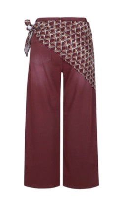 C&S THE LABEL MONTPELLIER Merlot Burgundy Wide Leg Denim Jeans with Scarf Belt