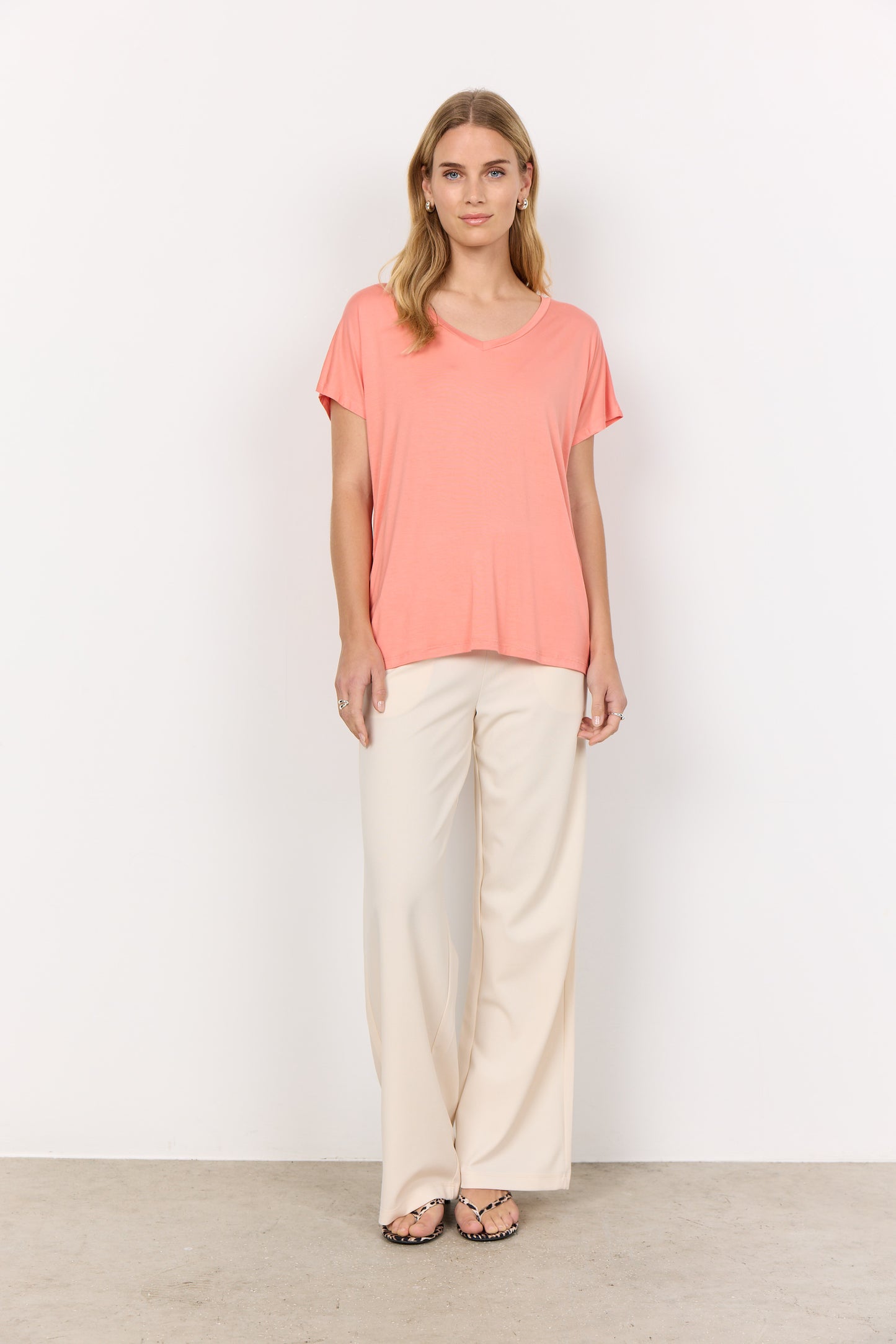 SOYA CONCEPT Marica 32 Peach Vneck T-Shirt