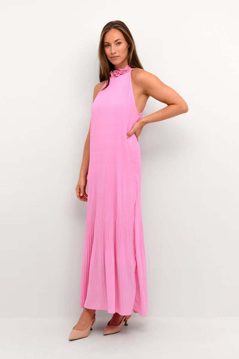 CREAM BELLA Pink Dress – Plissé Crinkle Floral Neckline Sleeveless Long Dress