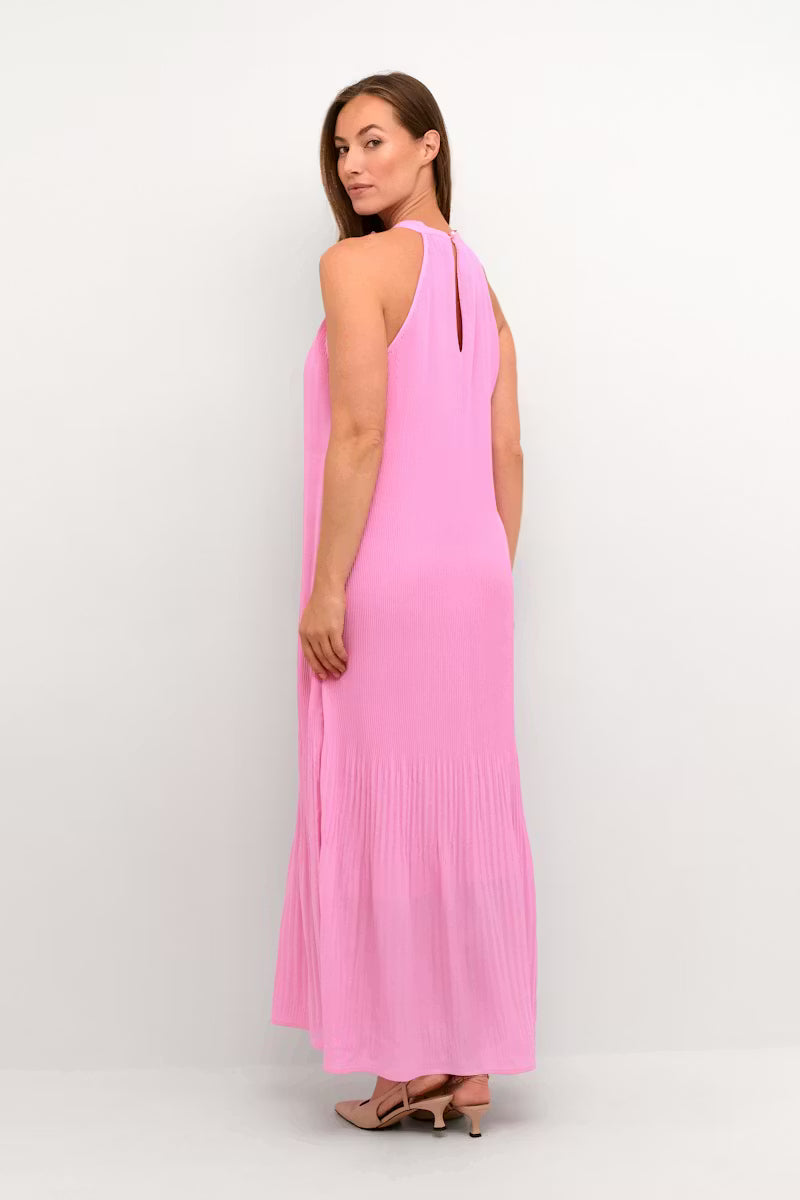 CREAM BELLA Pink Dress – Plissé Crinkle Floral Neckline Sleeveless Long Dress