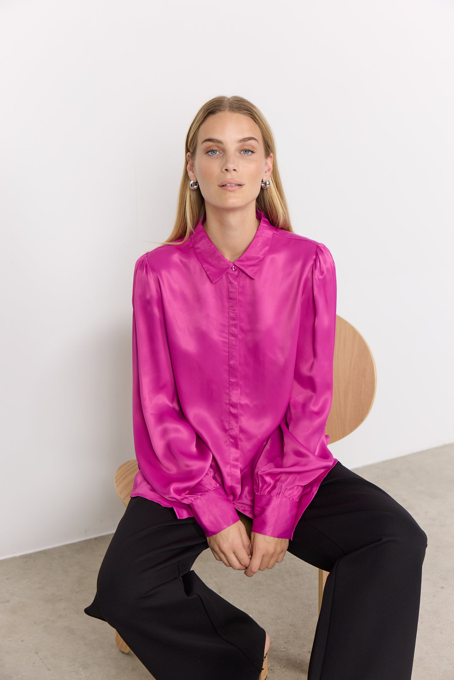 SOYA CONCEPT Hope Fuchsia Satin Button Down Blouse