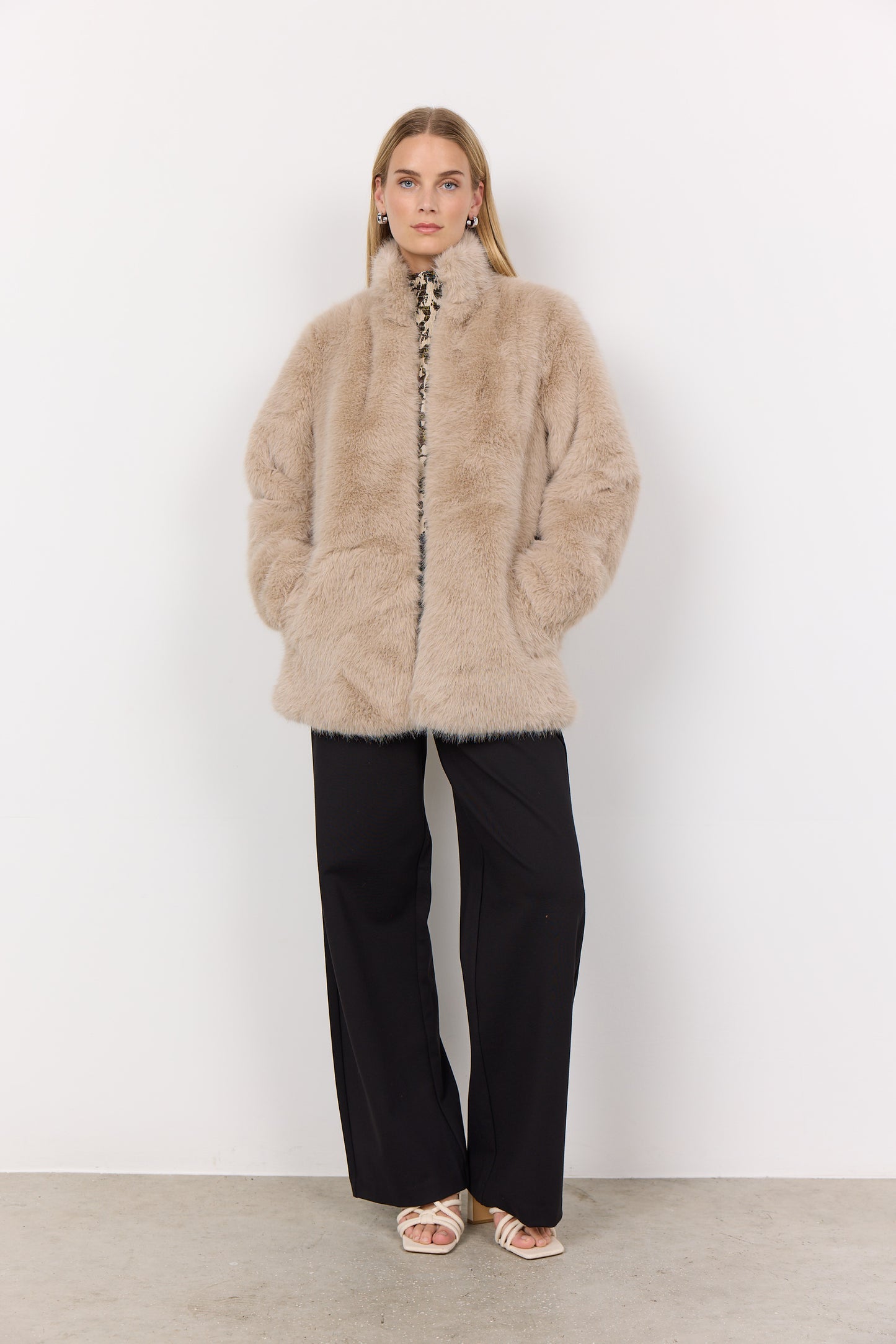 SOYA CONCEPT NAIDA Cream Faux Fur Jacket