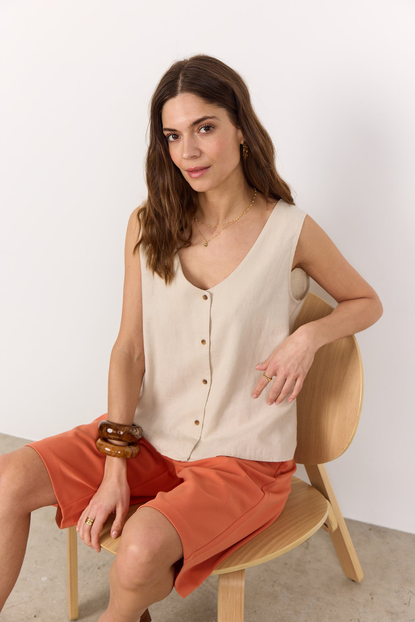 SOYA CONCEPT INA Sand Linen Blend Sleeveless Button Down Vest