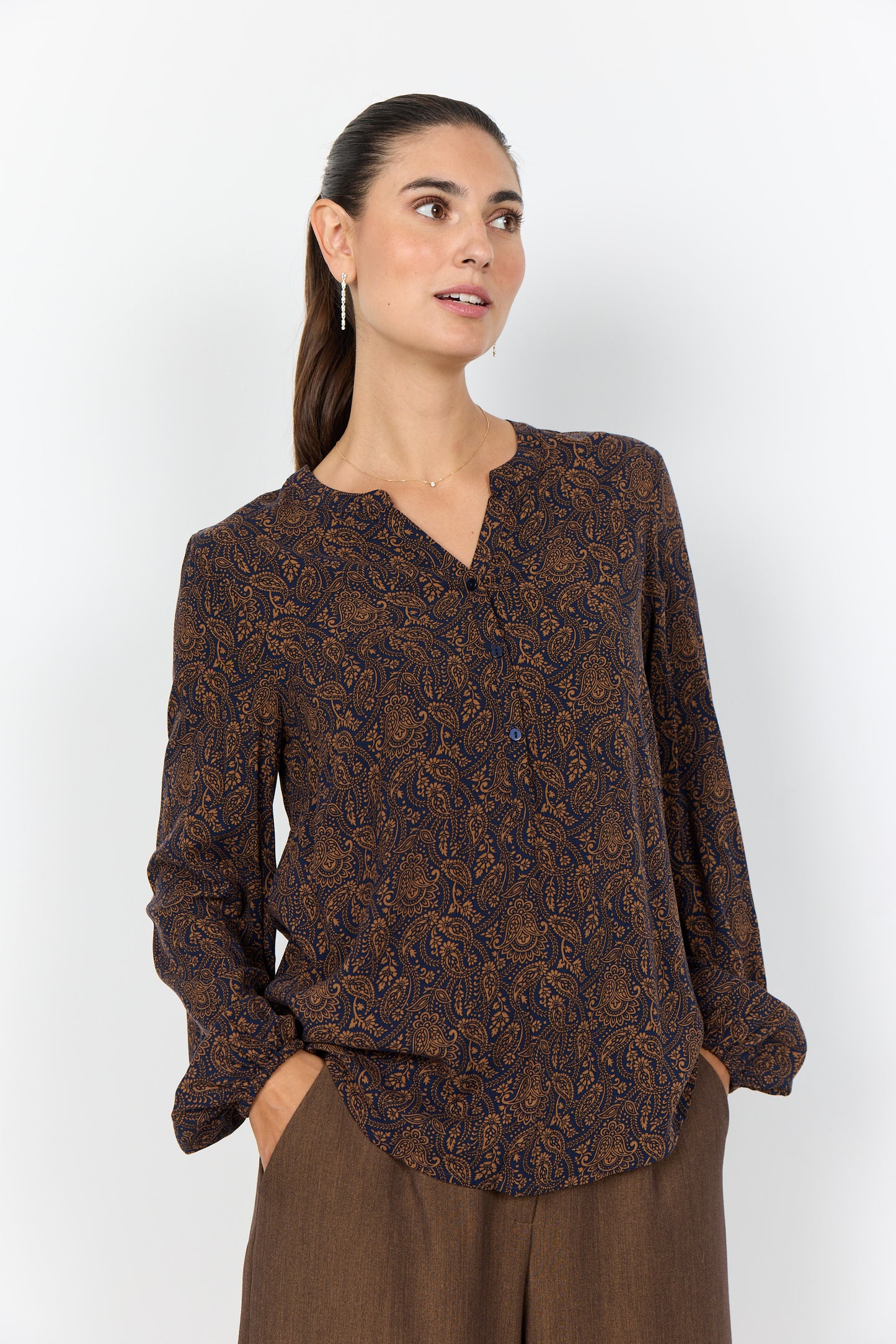 SOYA CONCEPT ASTER Navy & Tan Paisley Print Blouse