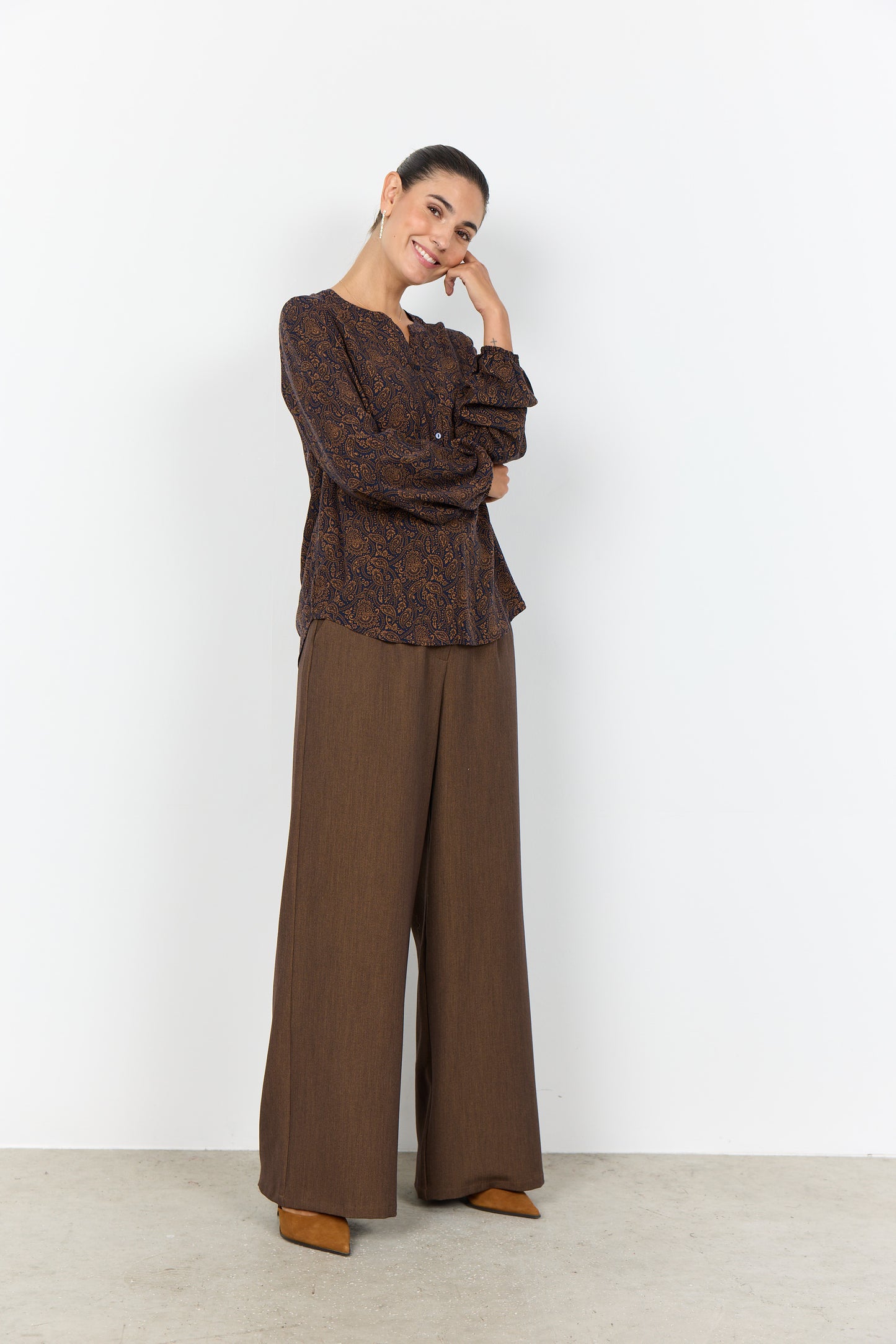 SOYA CONCEPT ASTER Navy & Tan Paisley Print Blouse