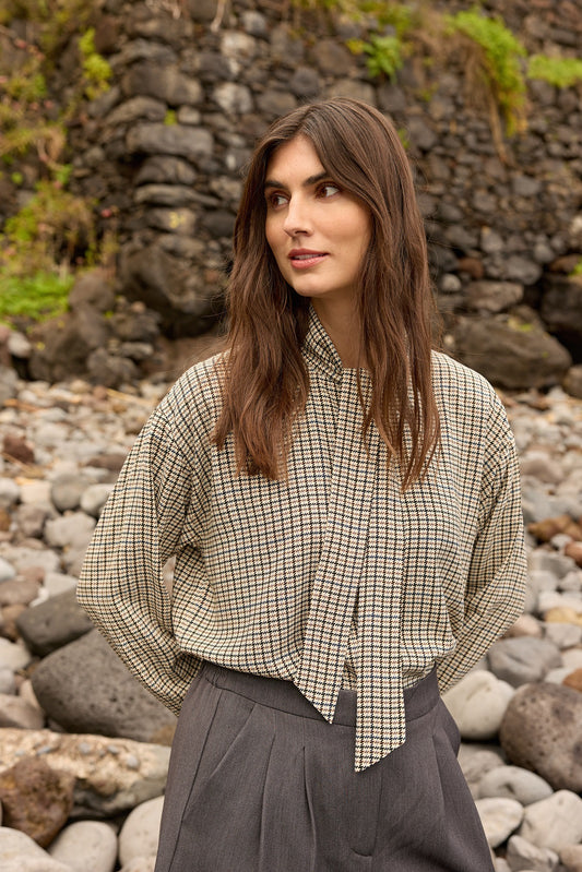 SOYA CONCEPT HALIA Houndstooth Print Blouse w/ Neck Tie