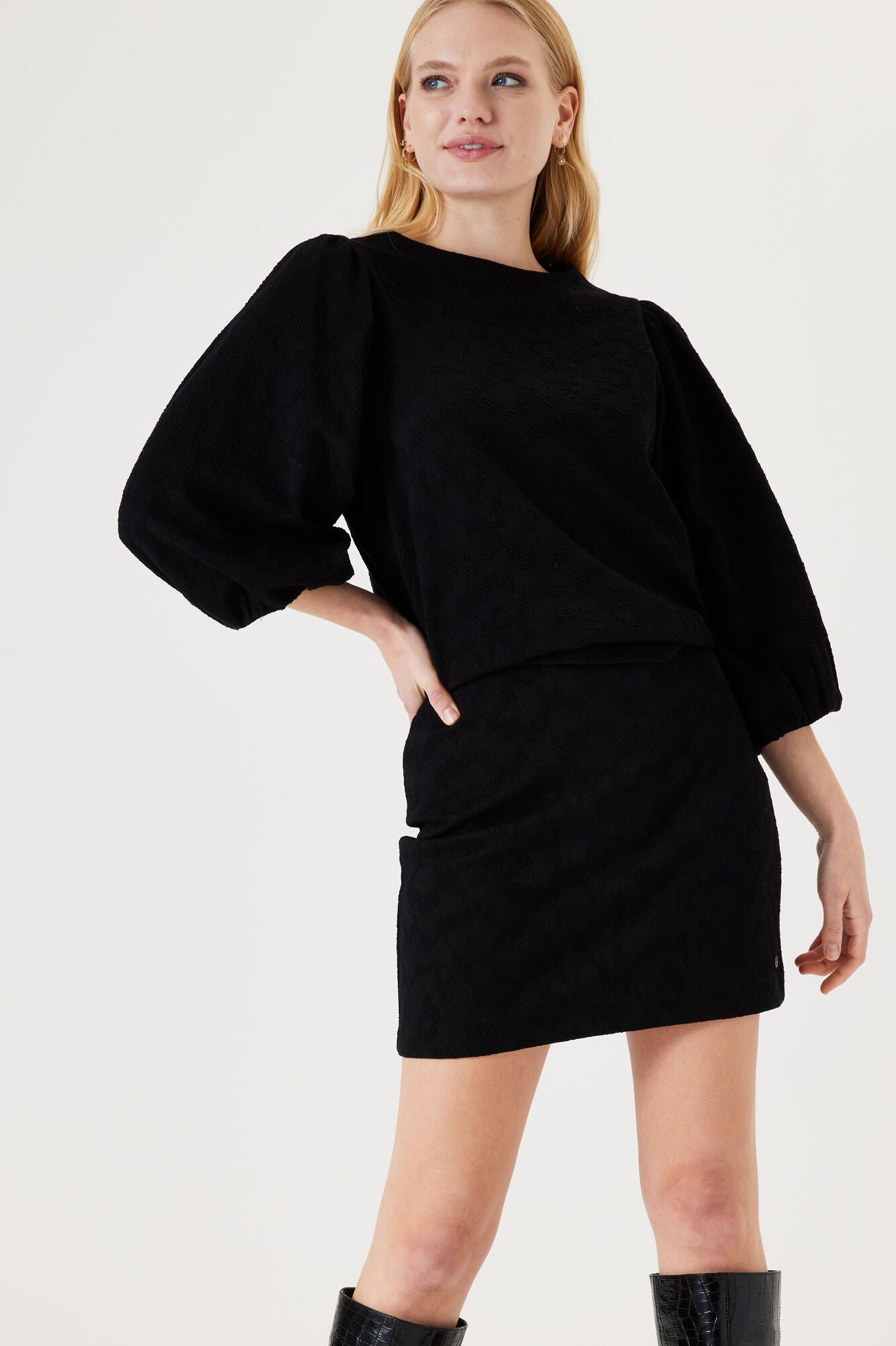 GARCIA Black Belle Mini Skirt
