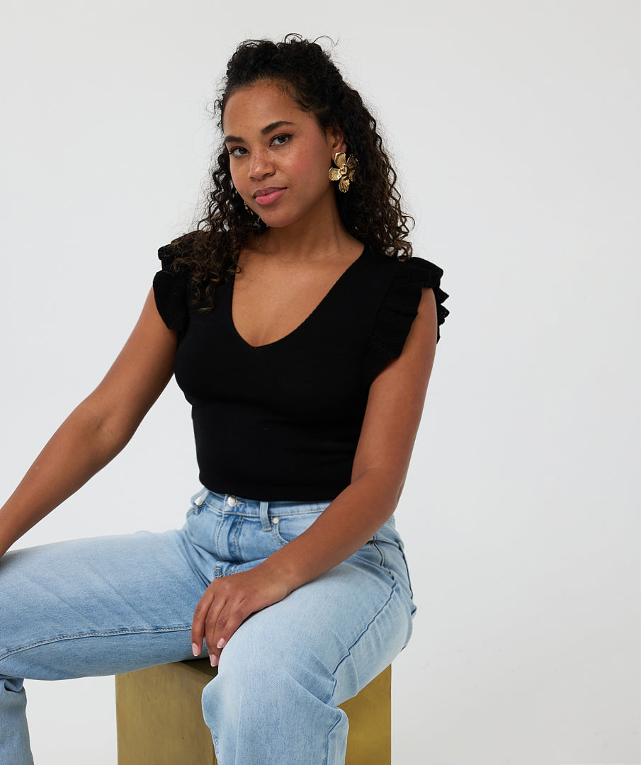 ESQUALO Ella Black Ruffle Knit Cami