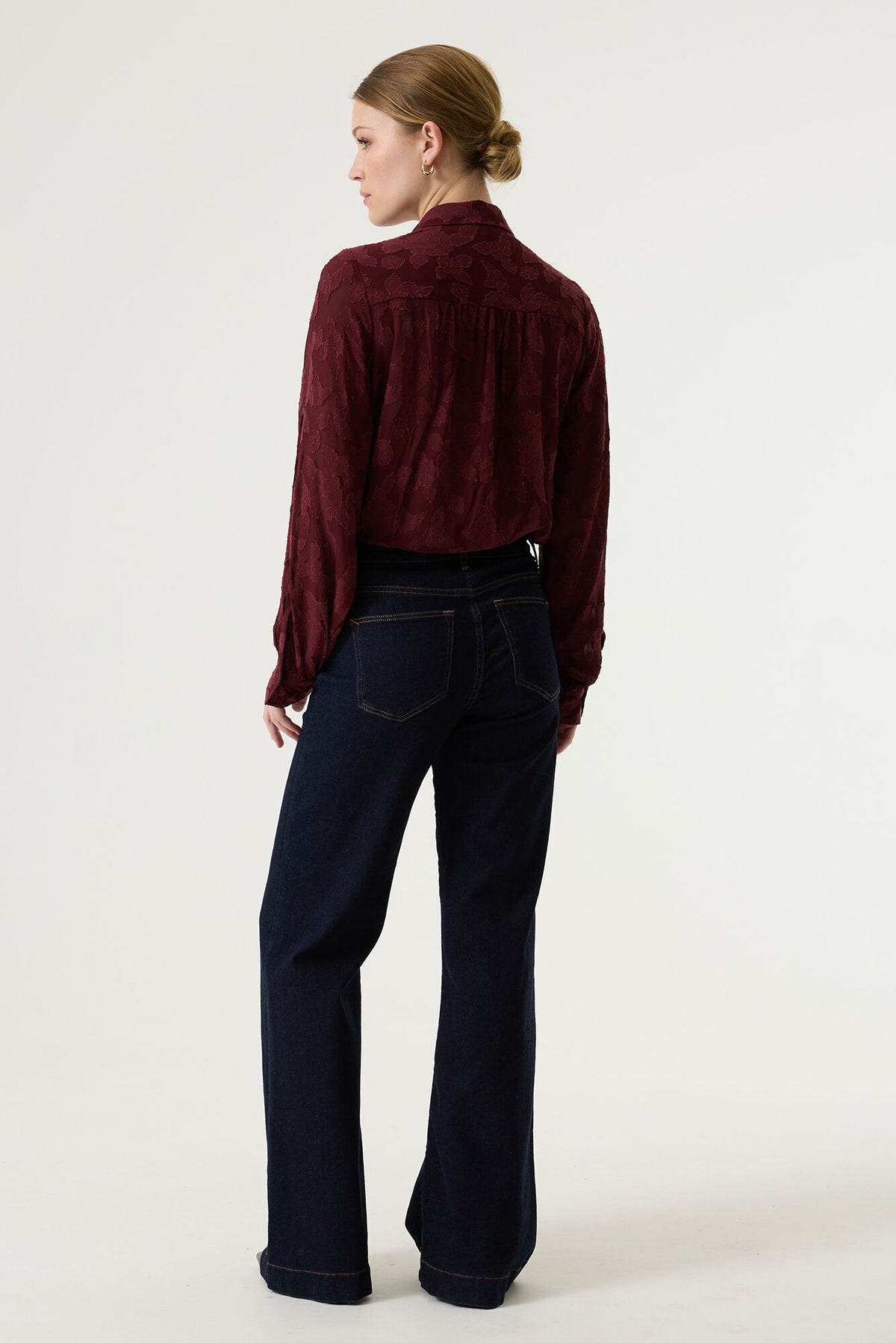 GARCIA LEIGHTON Blouse en jacquard floral bordeaux et bordeaux