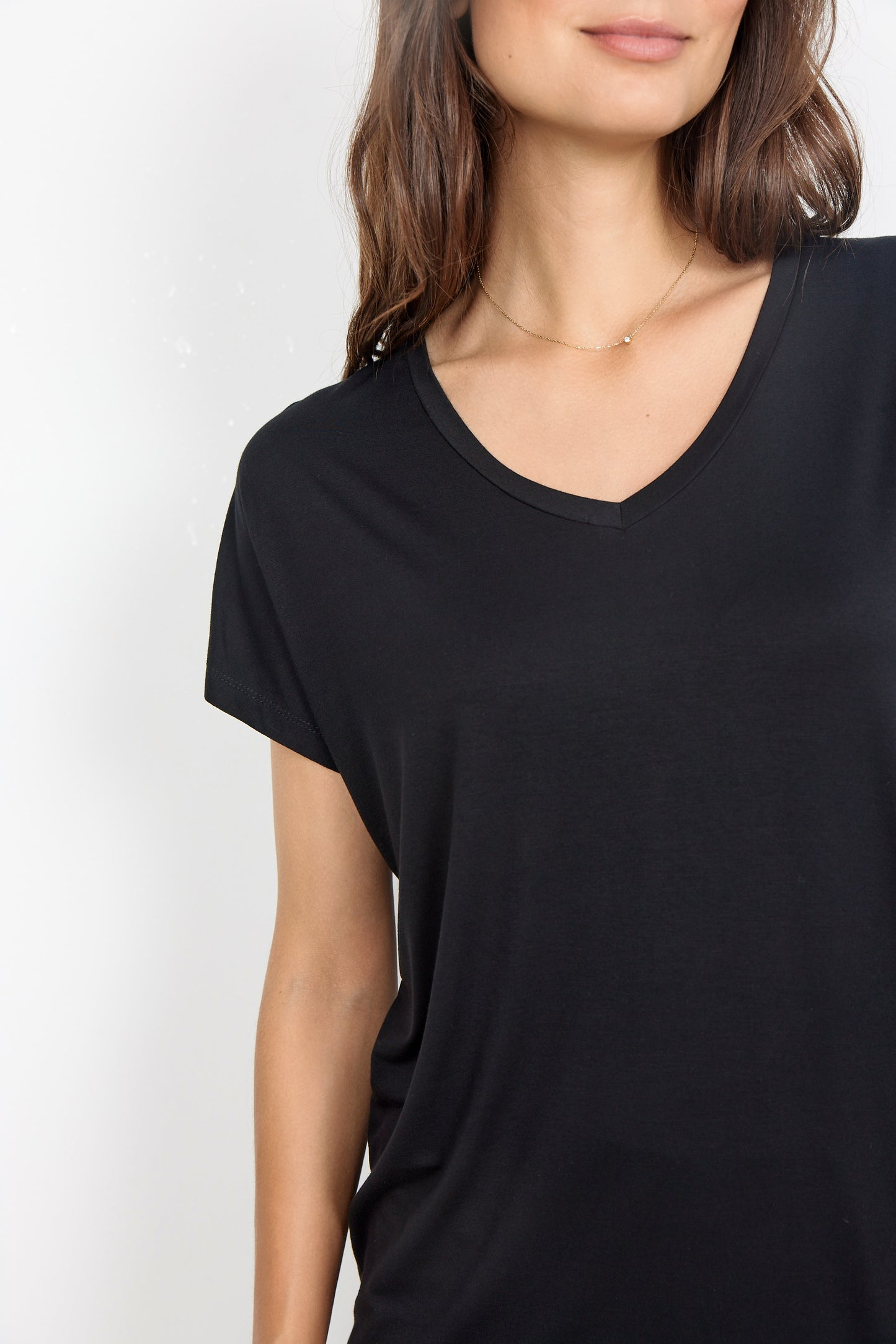 SOYA CONCEPT Marica 32 Black Basic Vneck Tee